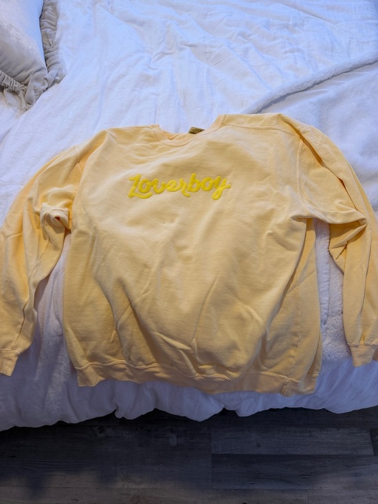 Loverboy Tops - Loverboy sweatshirt